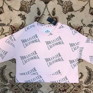 Hollister Crop Top Print Sweater